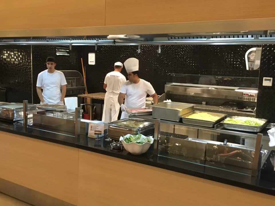 Lecker Belek Beach Resort Hotel