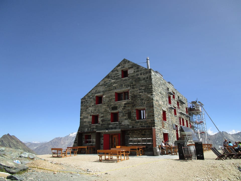 Außenansicht Britannia Hütte SAC