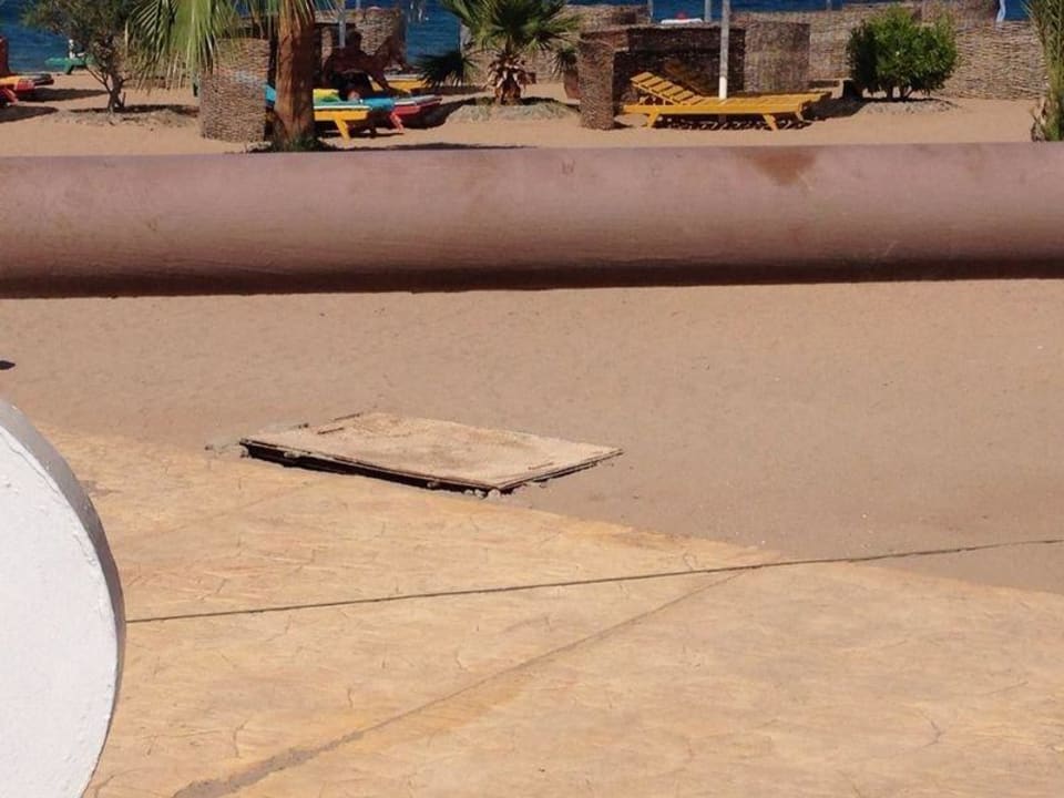 Abdeckung am Strand! Aladdin Beach Resort