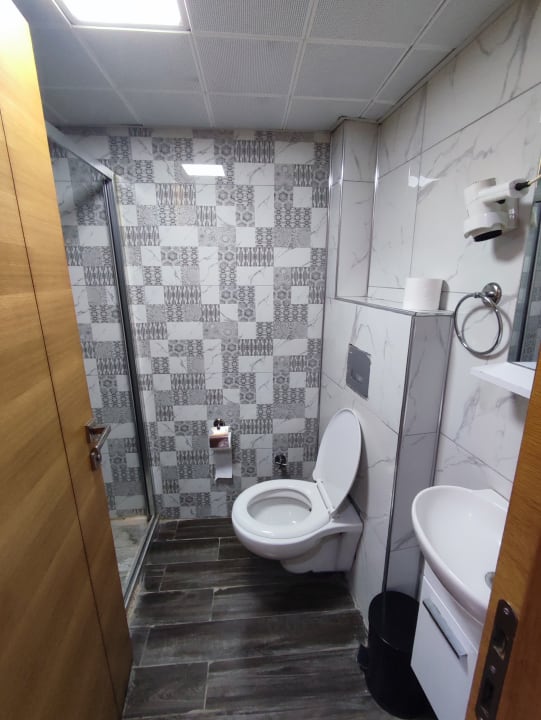 Zimmer Kafkasya Hotel