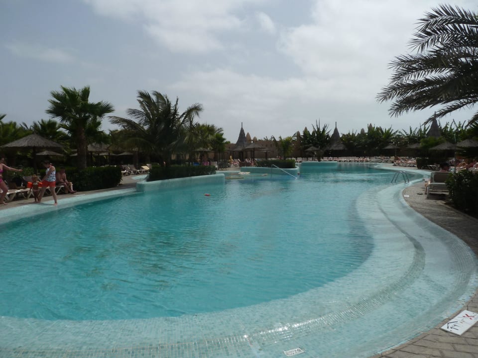 Eine wunderschöne Poolanlage Hotel Riu Funana