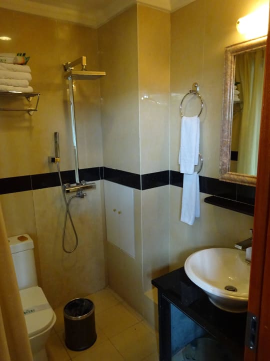 Duschbad Lhasa Yak Hotel