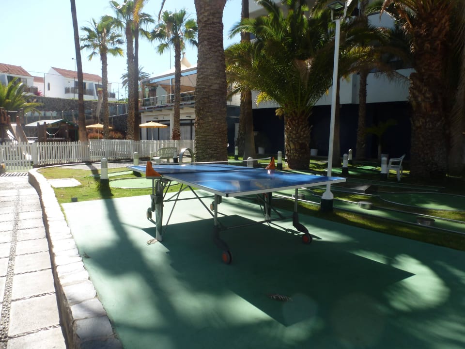 Minigolfanlage. Bull Eugenia Victoria & Spa