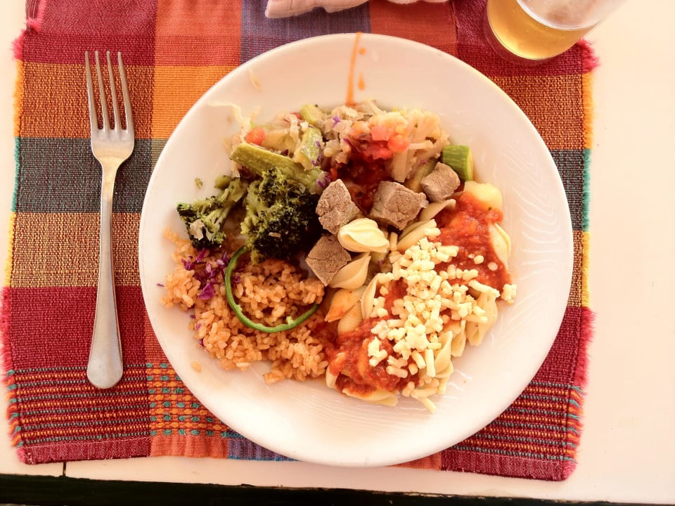 Mittags-Büffet im Strandrestaurant Giftun Azur Resort