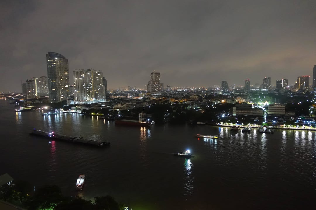 Aussicht bei Nacht (RiverView-Suite) Chatrium Hotel Riverside Bangkok