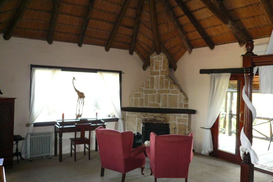 Honeymoon-Suite mit Kamin Glen Afric Country Lodge