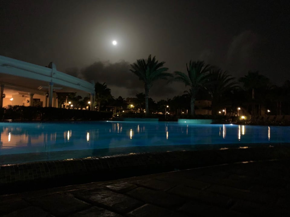 Pool Hotel Riu Karamboa