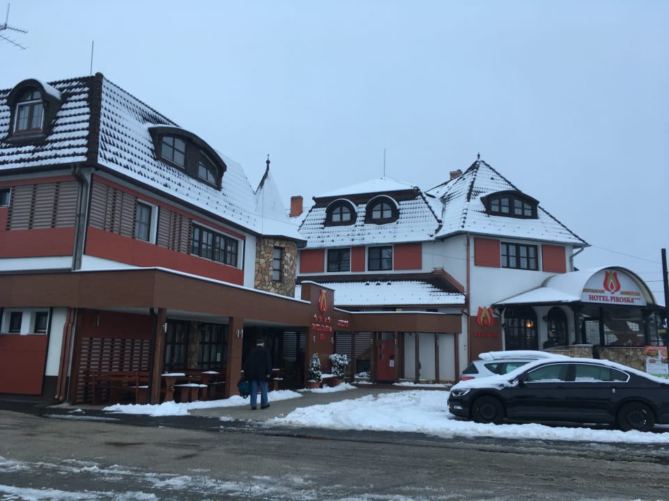 Außenansicht Hotel Piroska