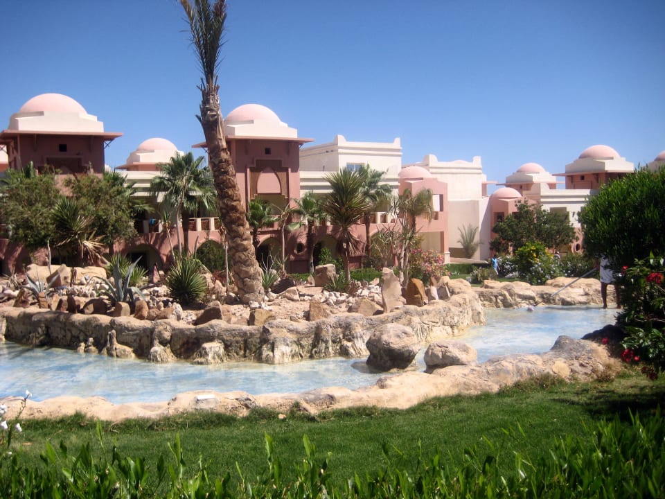 Bach zum Pool Serenity Alpha Beach