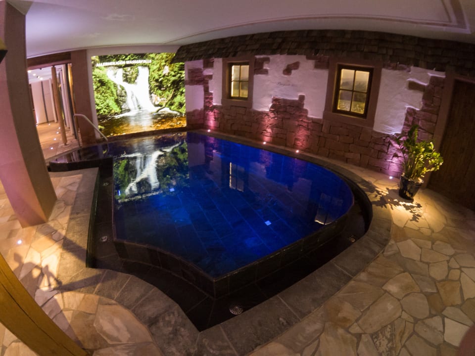 Pool Schwarzwald Resort Dollenberg