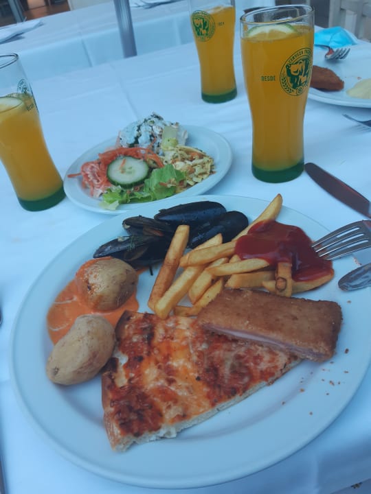 Gastro R2 Pajara Beach