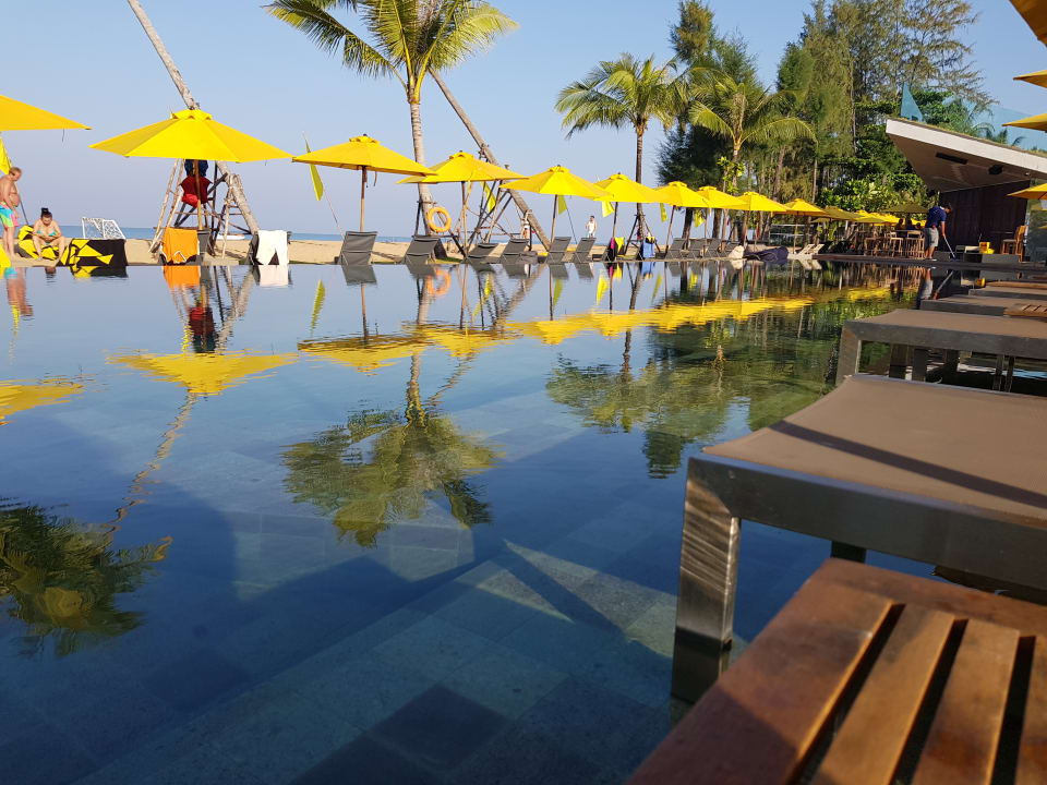 Pool La Vela Khao Lak