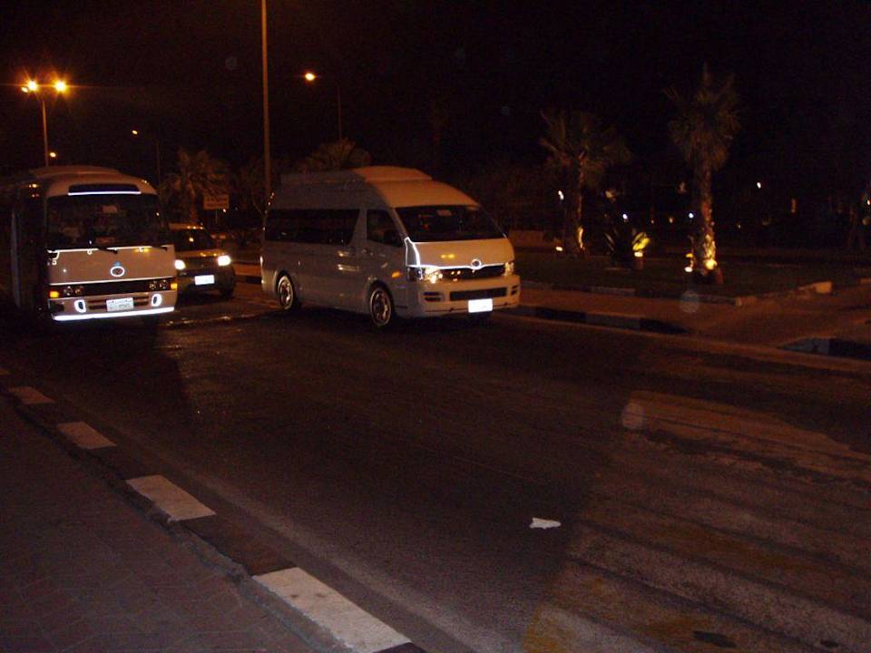 Lebengefährliche 4spurige Strasse! Ghazala Gardens