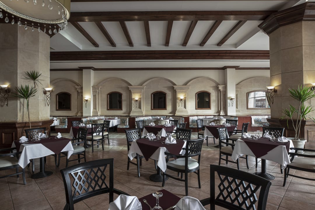 Gastro Pyramisa Beach Resort Sahl Hasheesh
