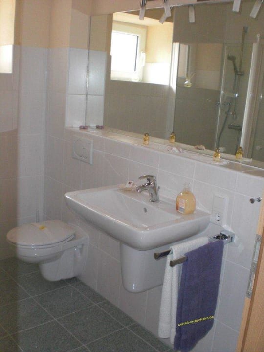 Badezimmer Ferienwohnungen Correll's  Gästehaus