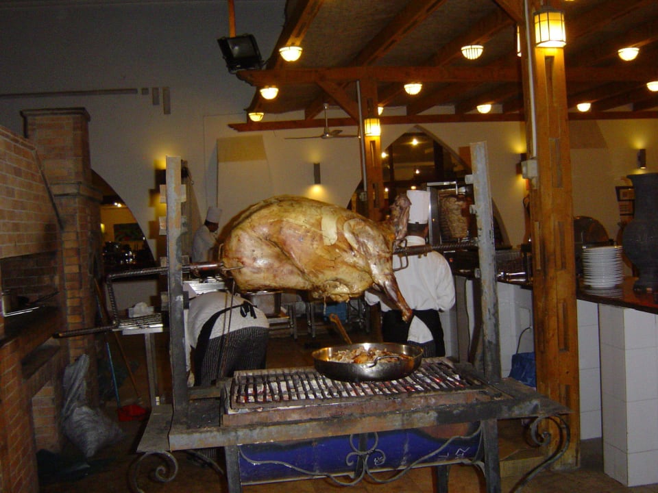 Lamm am Spieß Hotel Gorgonia Beach Resort
