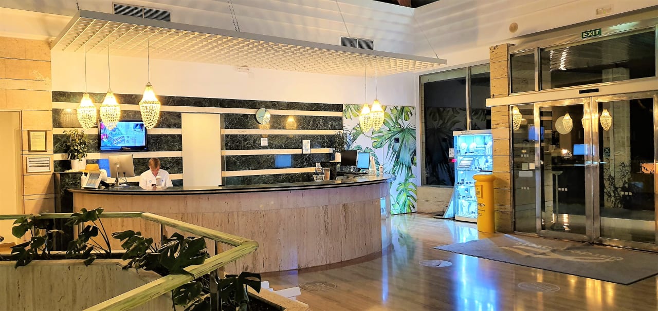 Lobby Green Garden Aparthotel