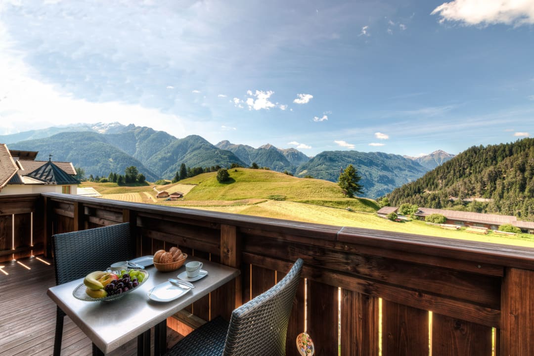 Ausblick Ferienwohnungen am Matinesweg, Serfaus