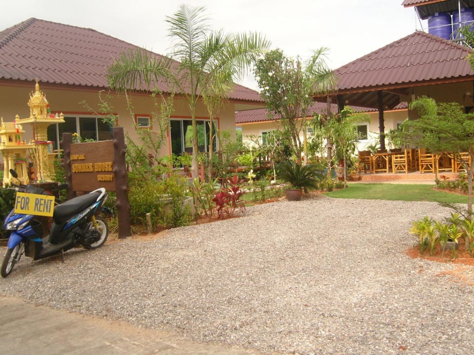 sige and garden Khaolak Summer House Resort