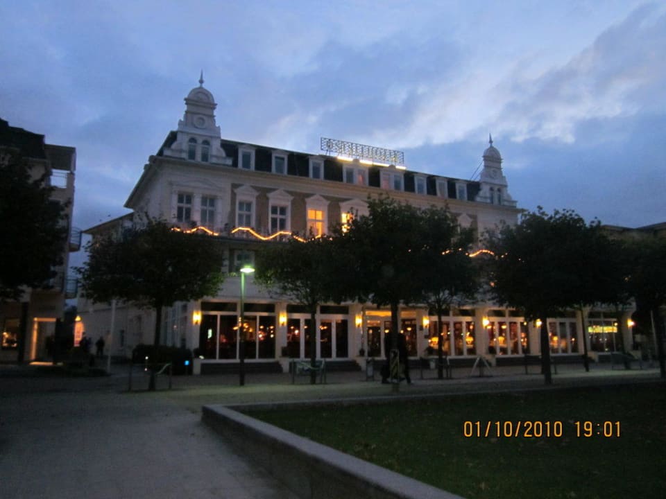 Abendstimmung SEETELHOTEL Ostseehotel Ahlbeck