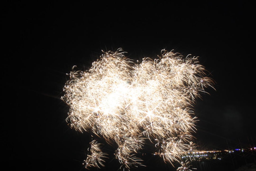 Feuerwerk  Hotel Kalithea Horizon Royal