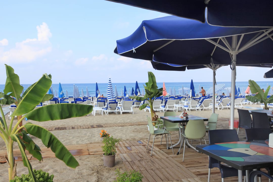 BEACH Tac Premier Hotel & Spa