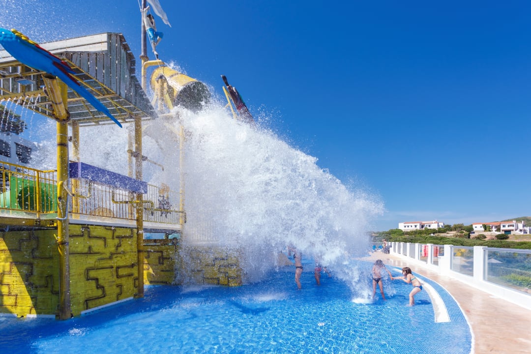 Pool FERGUS Club Carema Splash