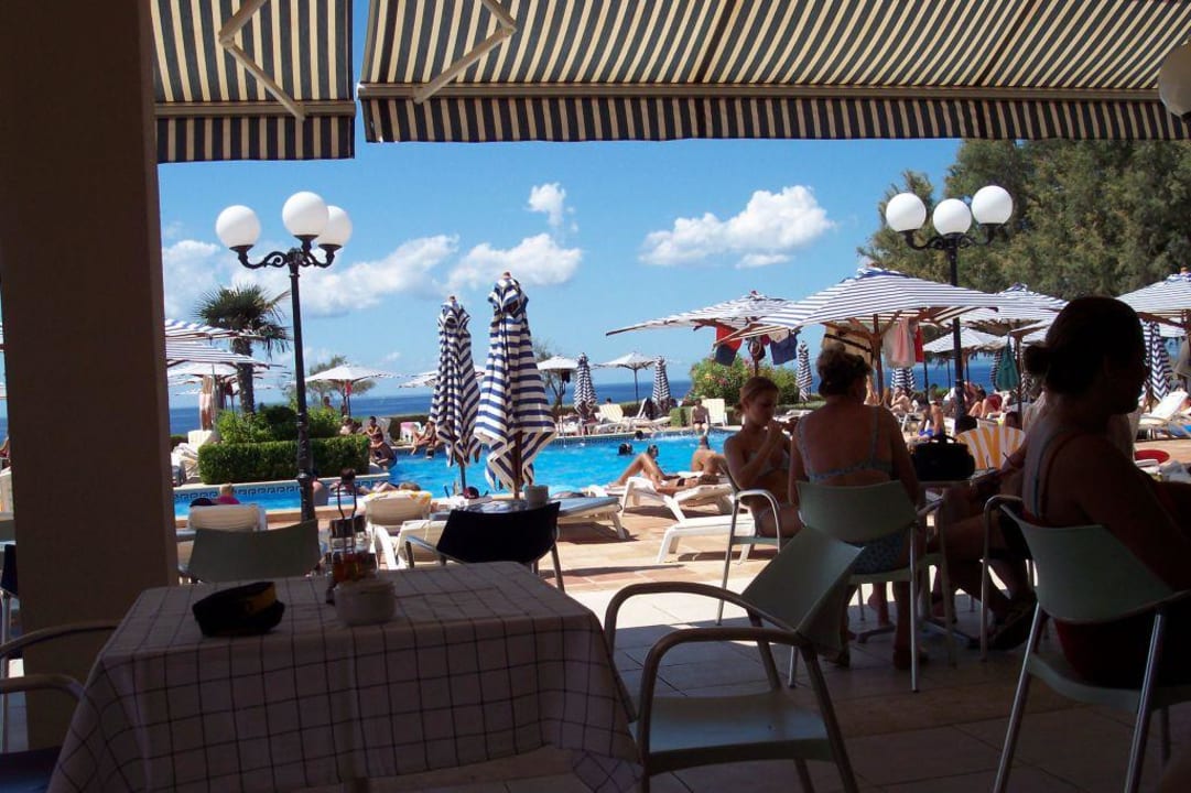 Restaurant am Pool Hotel Best Delta