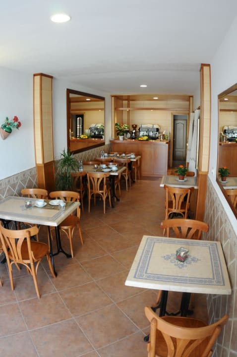 Cafetería Hostal Oasis Menorca