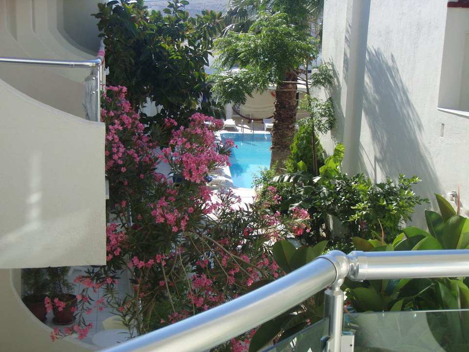 Widok z balkonu Hotel Turihan