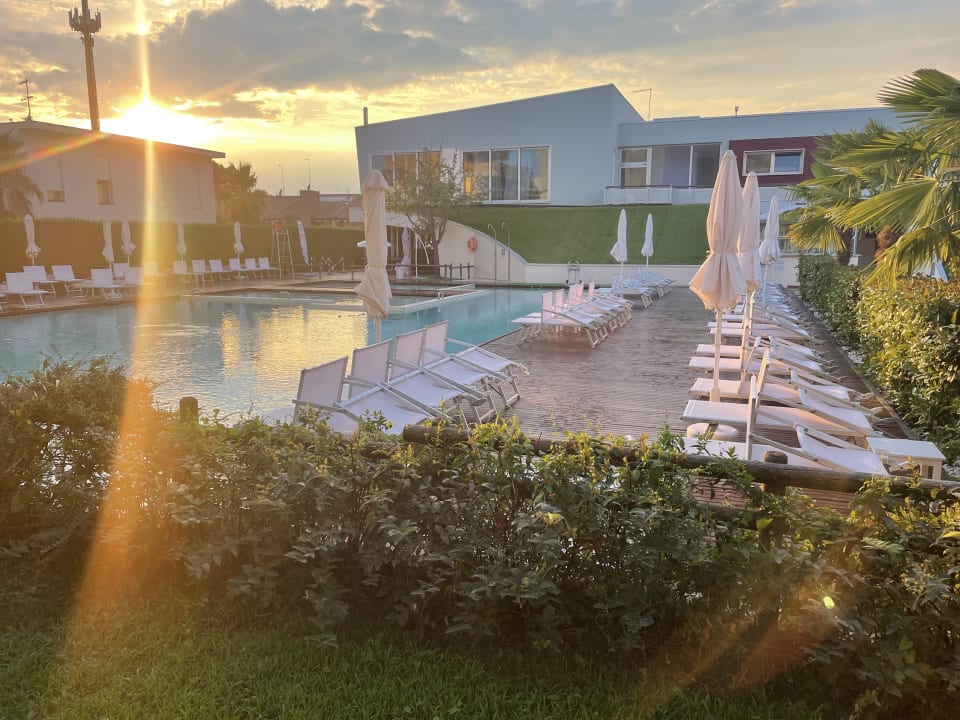 Pool Domino Suite Hotel