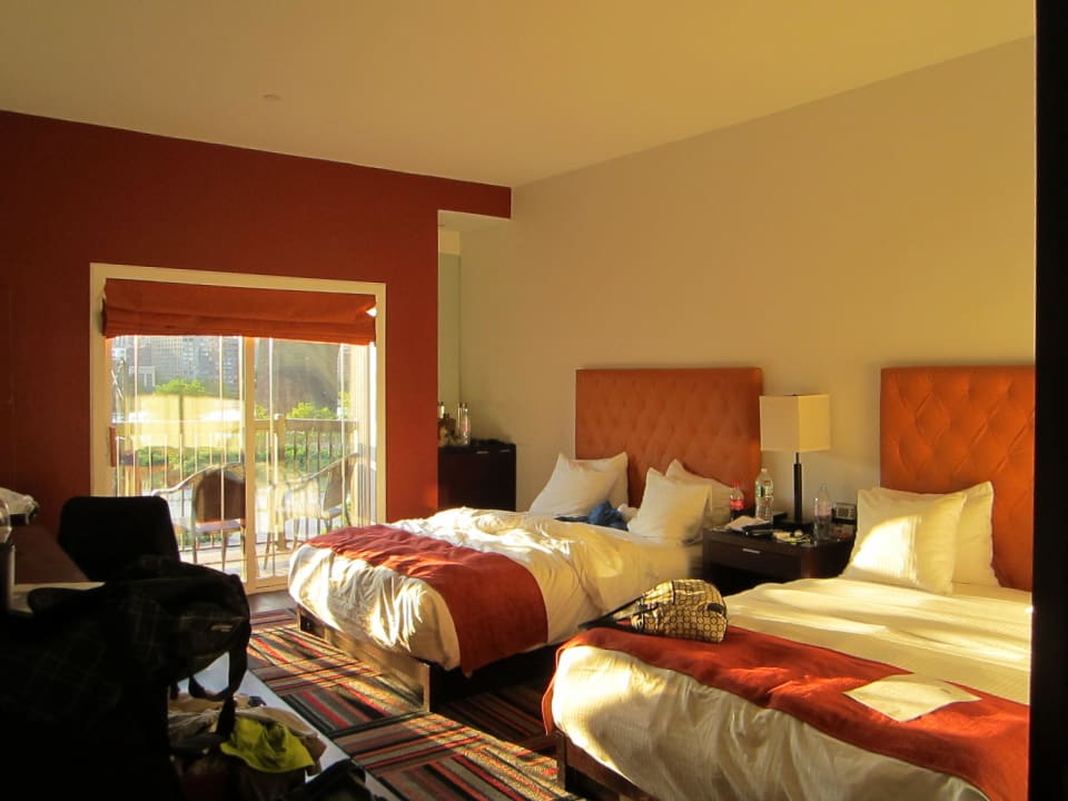 DZ Standard Ravel Hotel