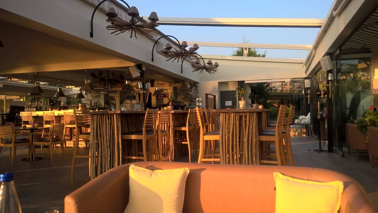 Beachbar Anthemus Sea Beach Hotel & Spa
