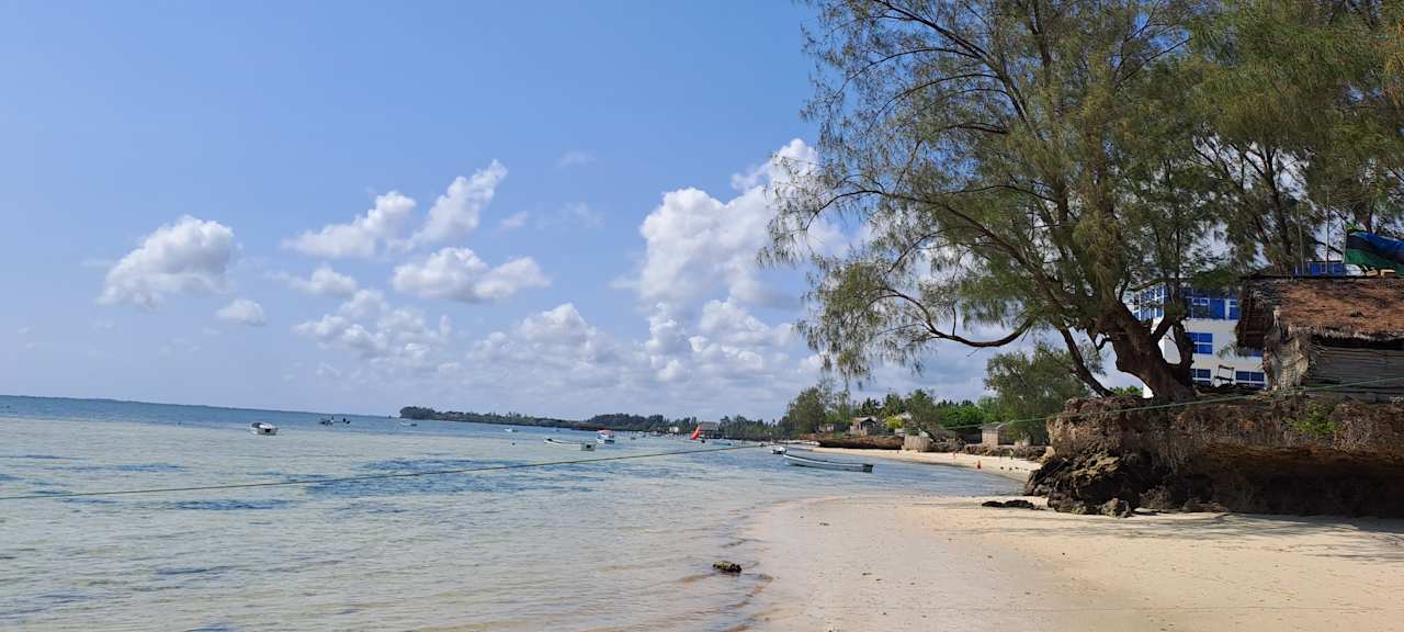 Strand Zanzibar Bay Resort & Spa