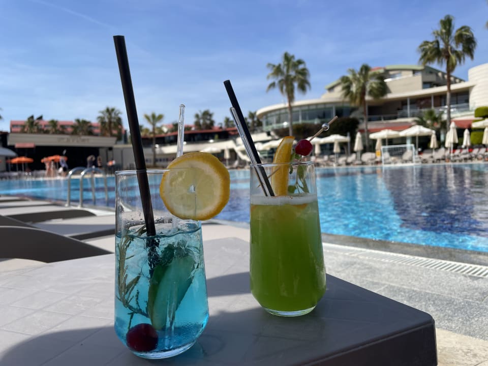 Pool VONRESORT Golden Coast