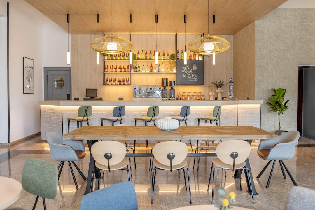 Gastro Hotel Santiago Plaza, Affiliated by Meliá