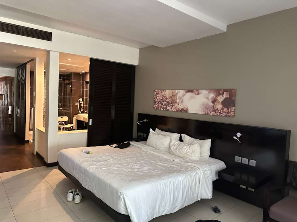 Zimmer Crystals Beach Resort Belle Mare, a member of Radisson Individuals