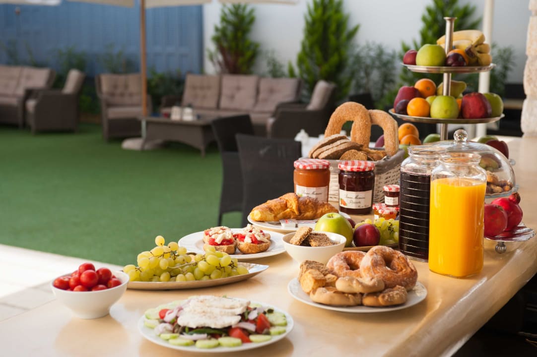 Gastro Anna Platanou Hotel