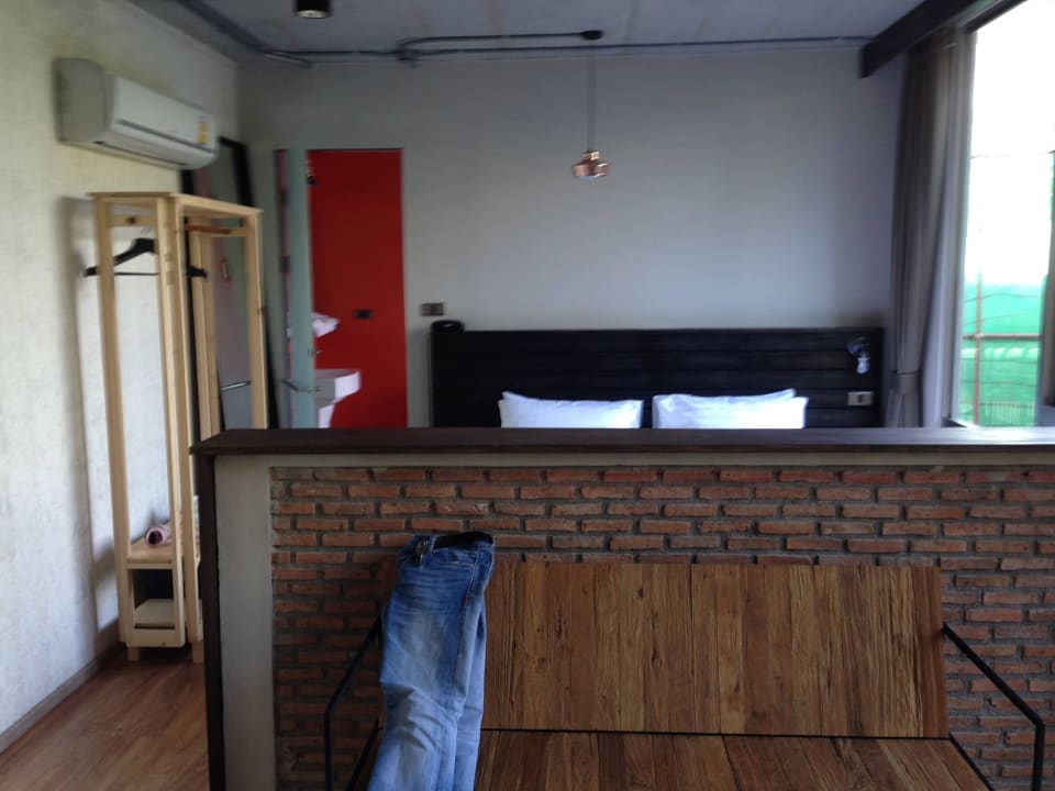 Zimmereinrichtung  Tints of Blue Hotel