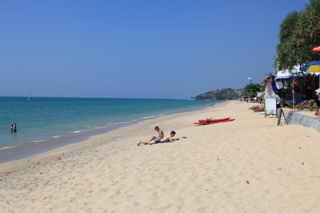 Strand vor dem Baan Pakgasri Hideaway Hotel Baan Pakgasri Hideaway