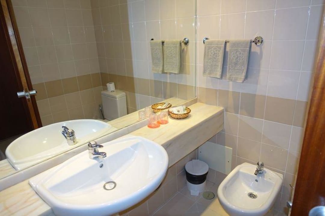 Badezimmer Hotel Oasis Atlantico Praiamar