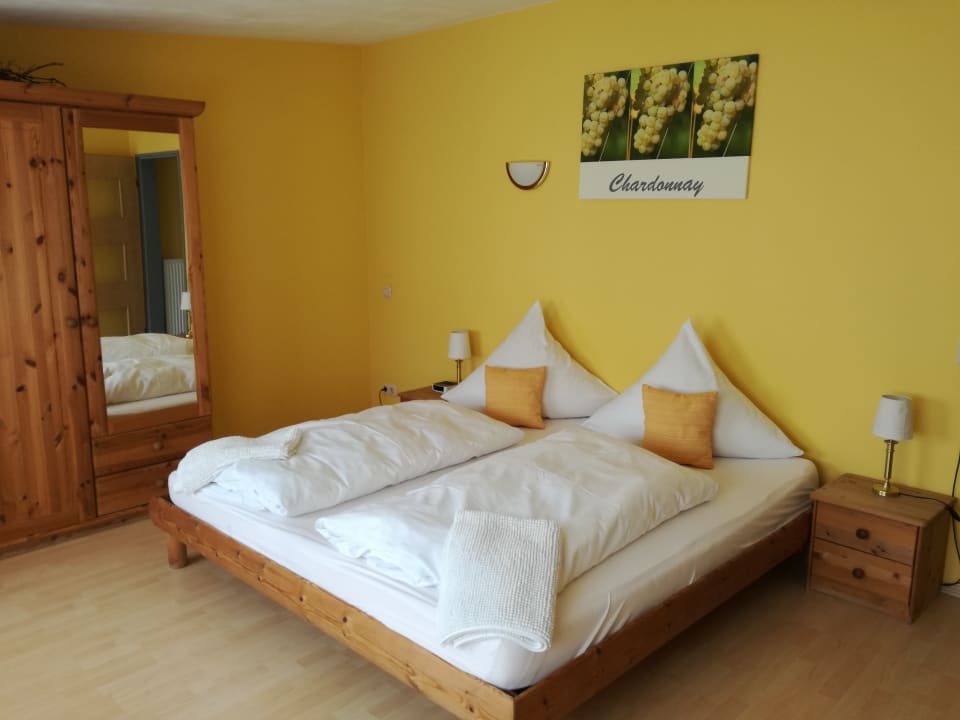 Zimmer Weingut Gästezimmer Peter