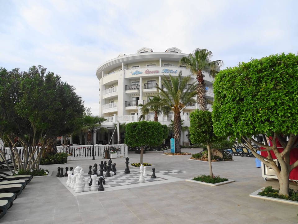 Schachspiel Alba Queen Hotel