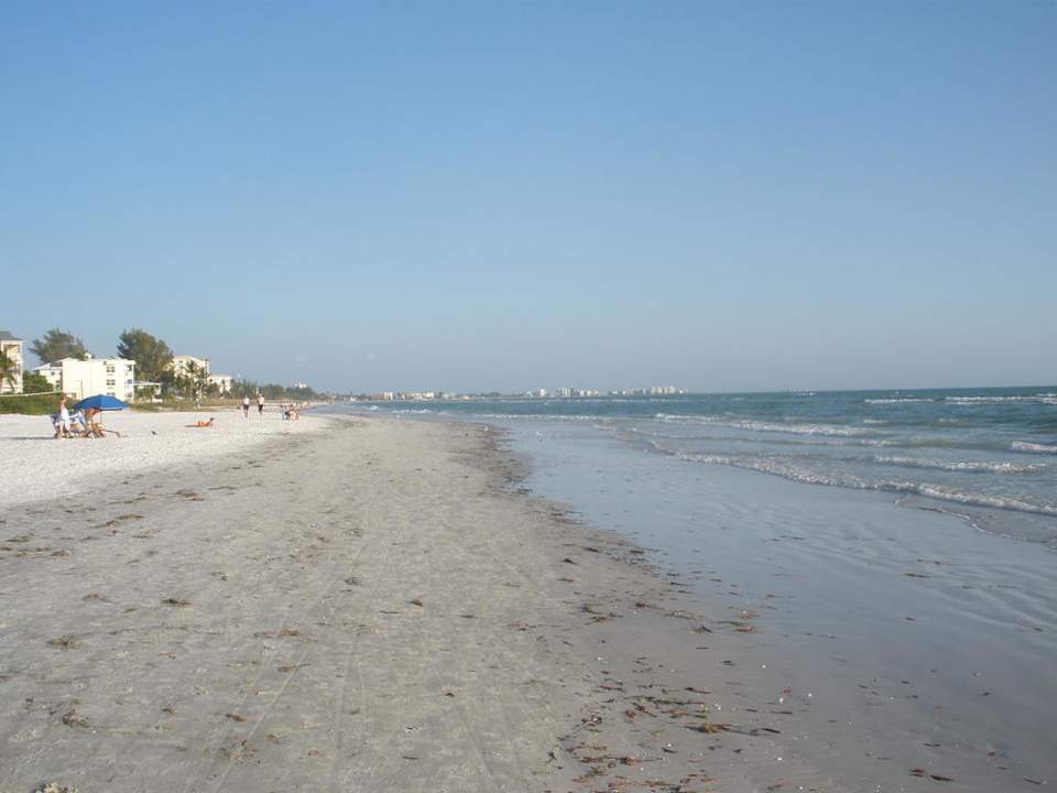 Nach Süden The Holiday Court Villas and Suites