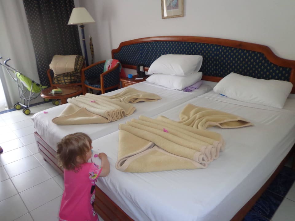 Jasmin was ist das auf dem Bett? Desert Rose