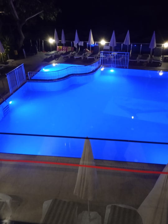 Pool Aska Hotel Just in Beach