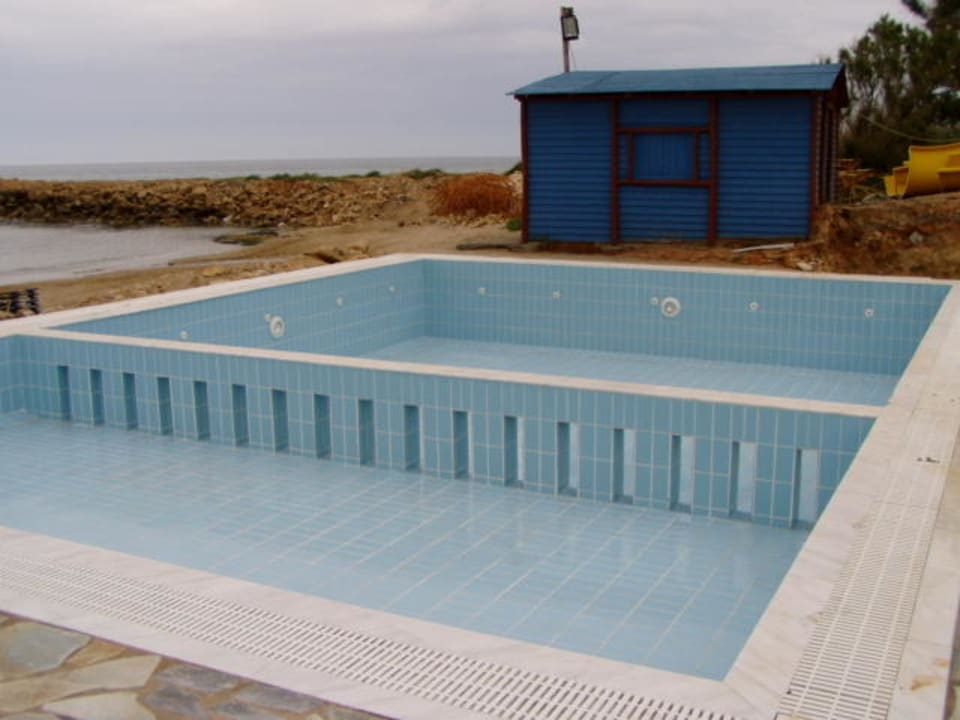 Das ist der Pool für die Wasserrutsche Mitsis Selection Rinela