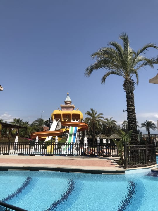 Sport & Freizeit Well Palace Side