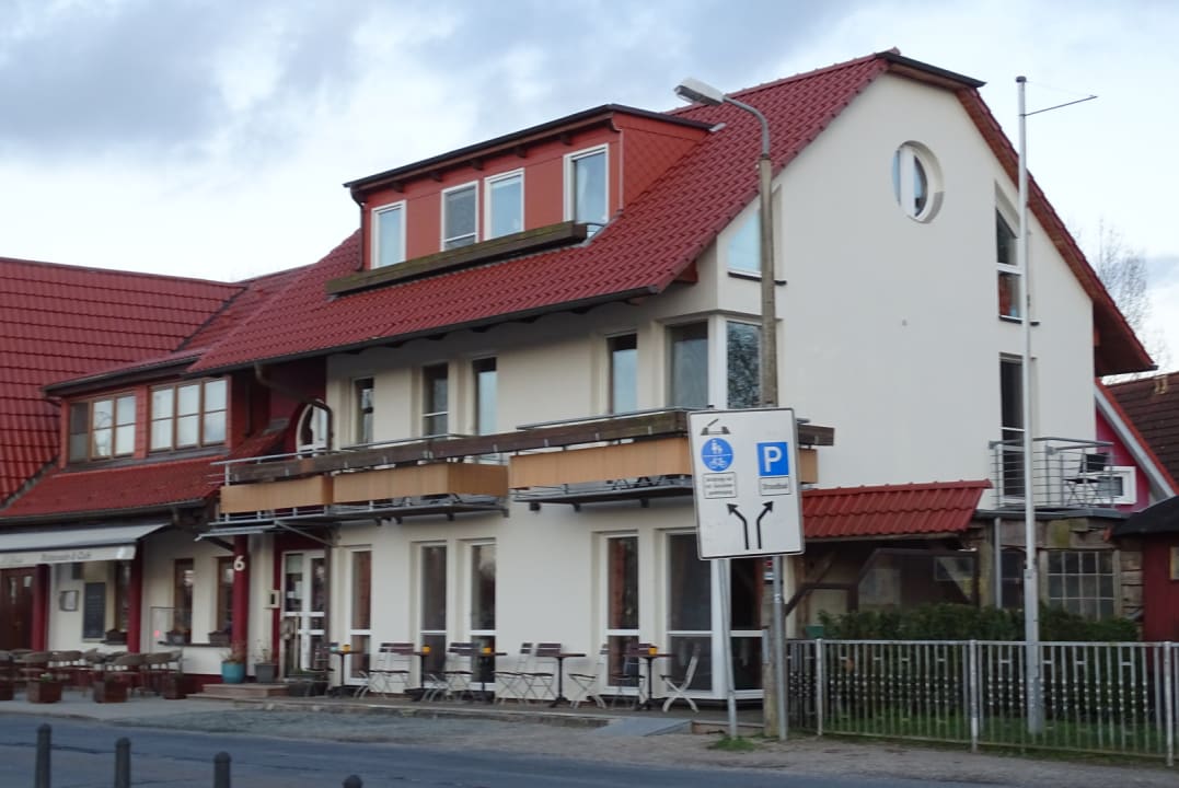 Außenansicht Hotel zur Brücke