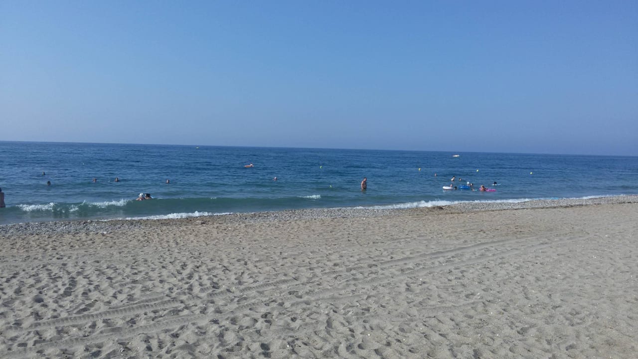 Pohled od baru Hotel Eva Bay